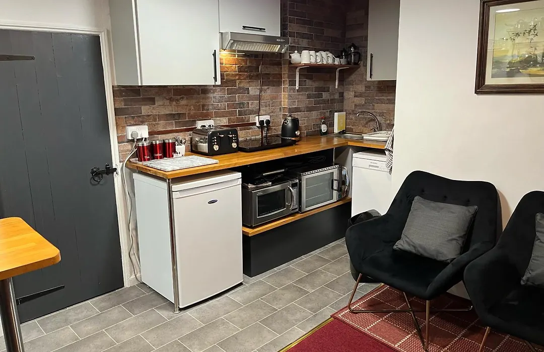 Seaview Cottage 24 Freeman Street-1