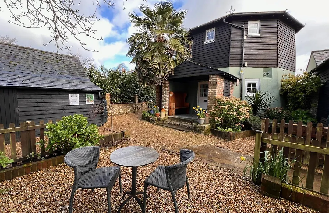 Hunston Mill Self Catering Dog Stay For Free-1