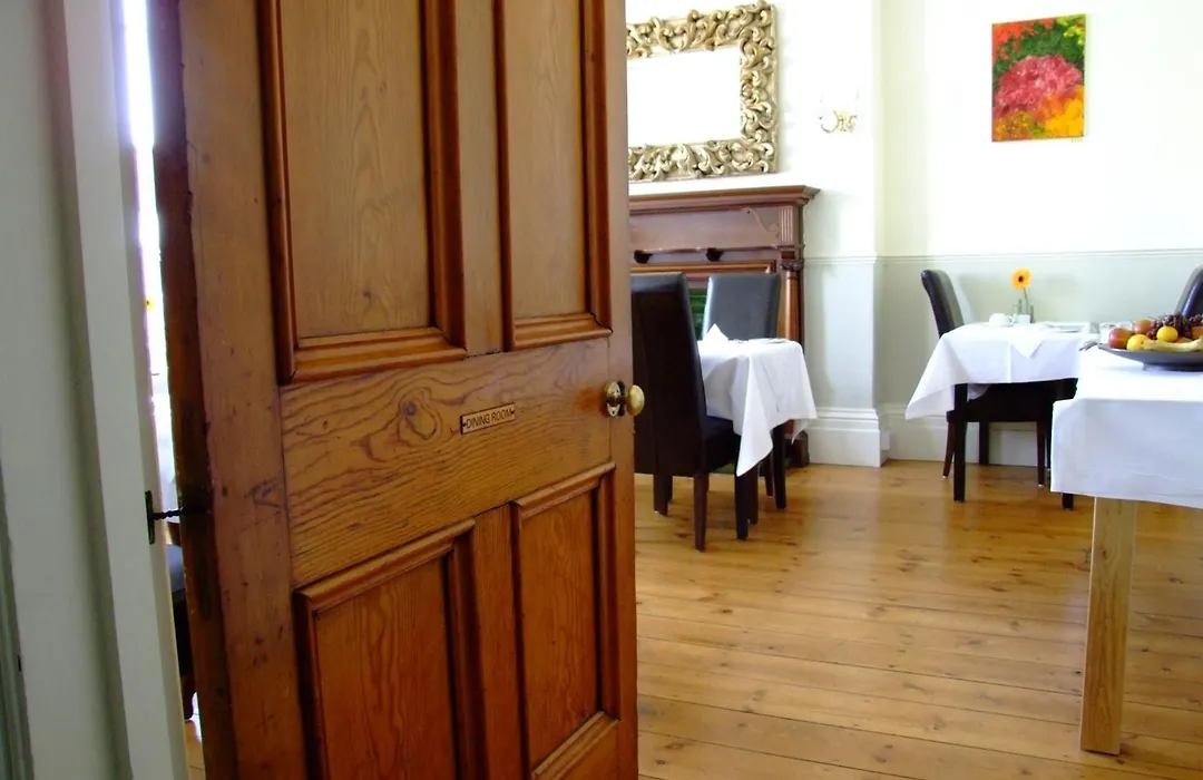 Yeo Dale Hotel-1