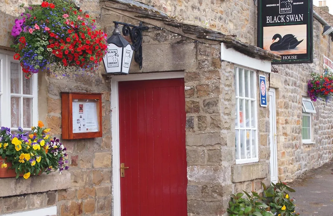 Black Swan Inn-1