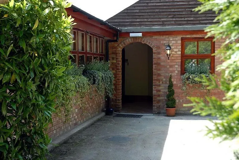 Hopbine House-1