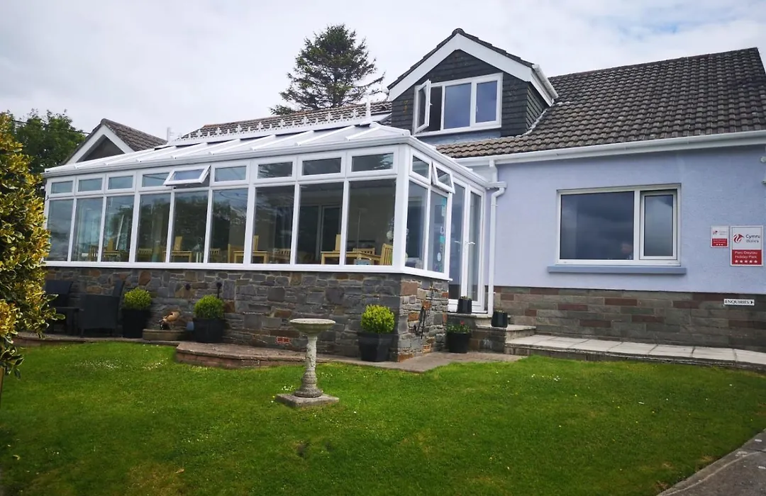 Pinewood B&B-1
