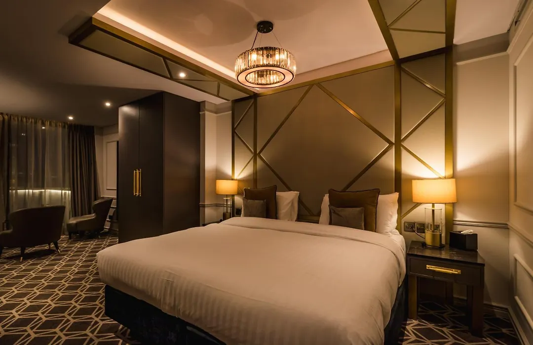 Seven Hotel-1