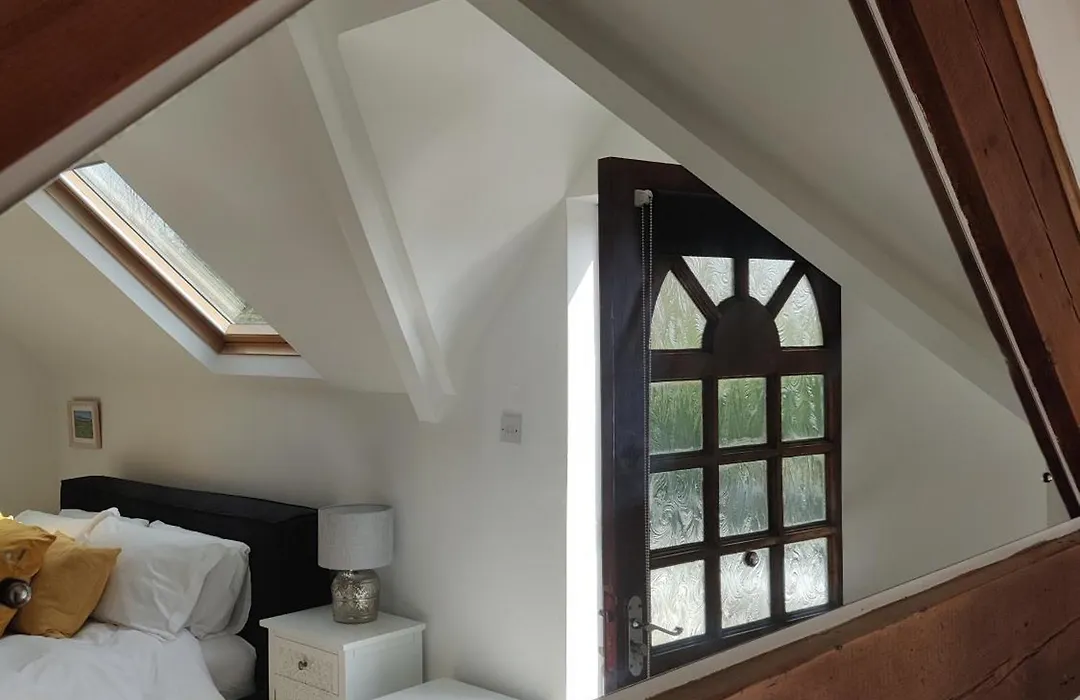 White Horse Inn-1