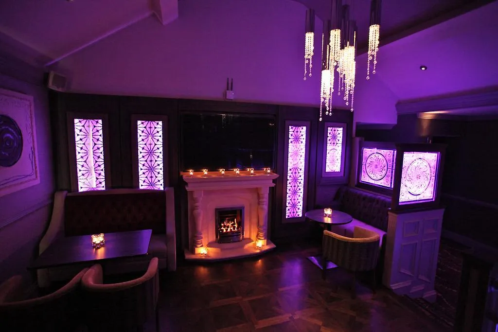 Greenvale Hotel-1