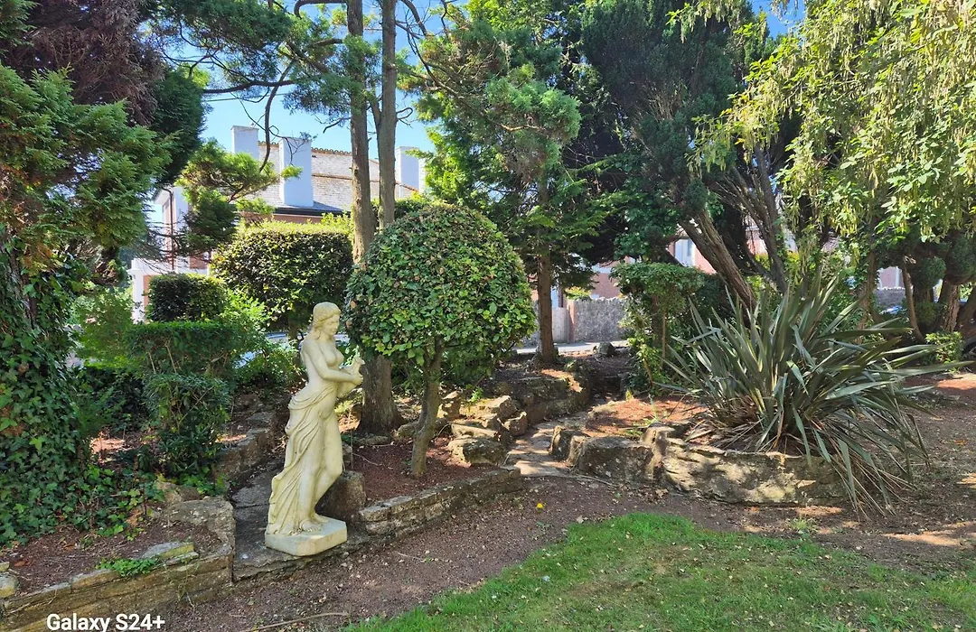 Trecarn Hotel-1