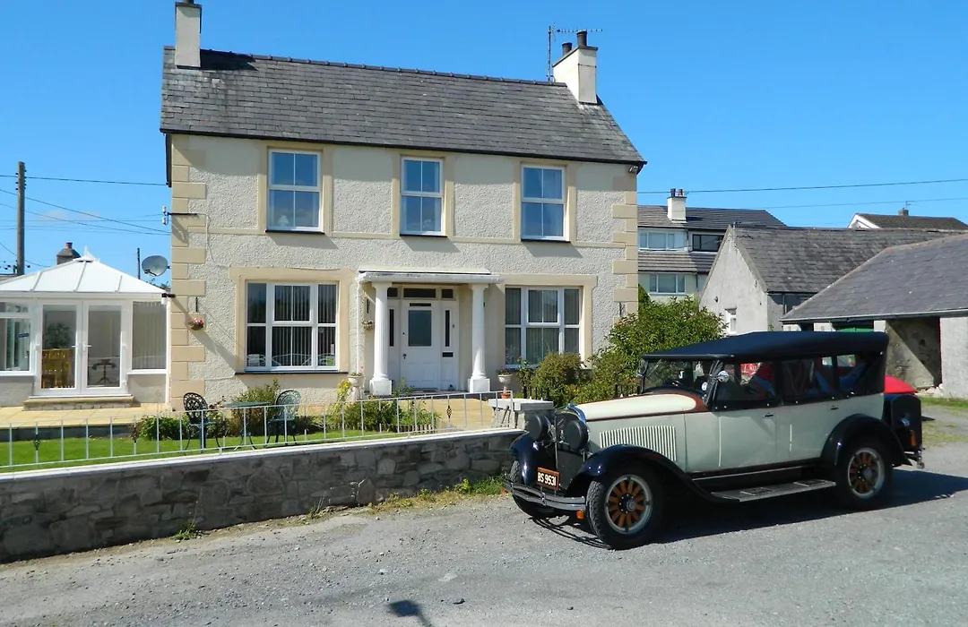 Taldrwst Farmhouse-1