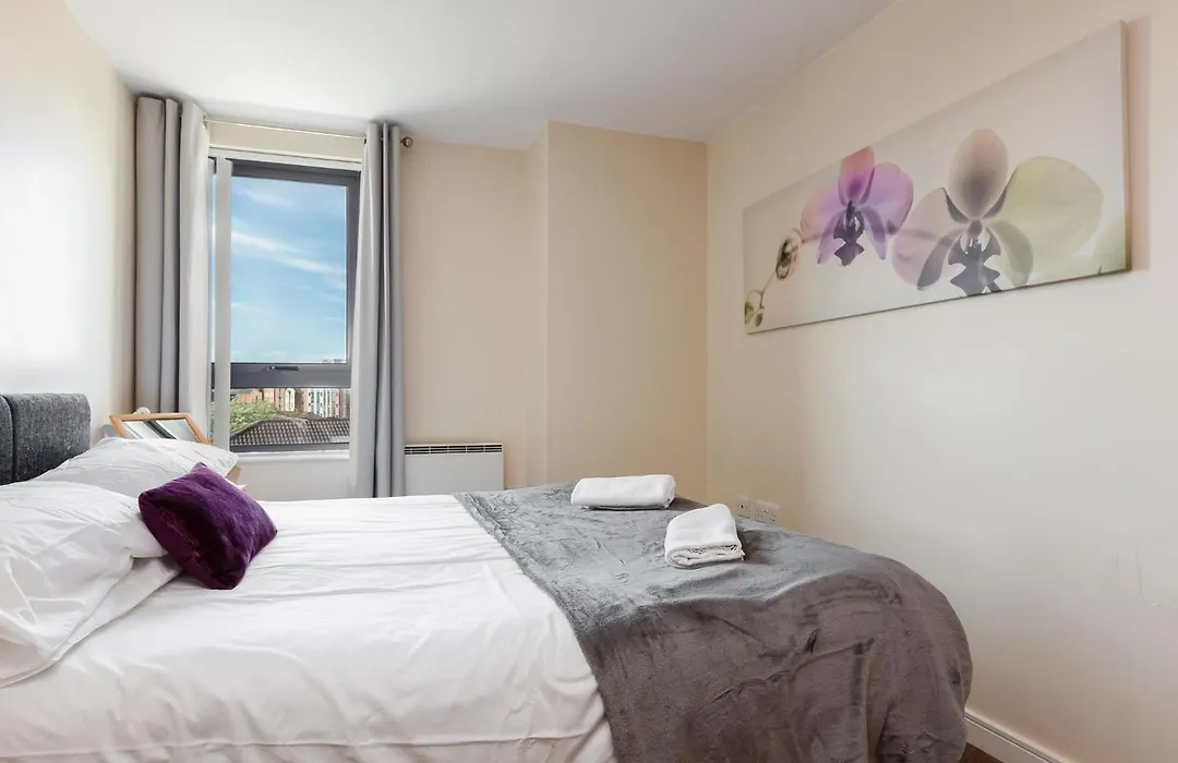 Liverpool City Centre Apartments - East Village-1