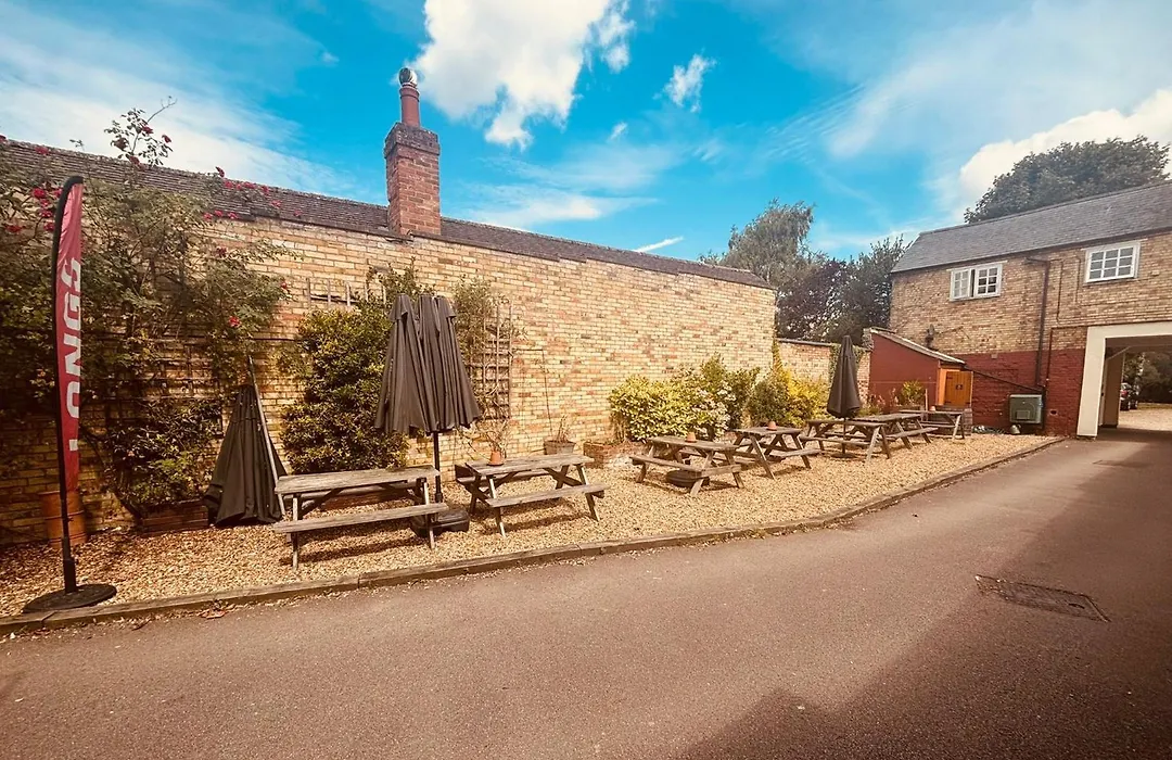 Longs Hotel & Inn-1