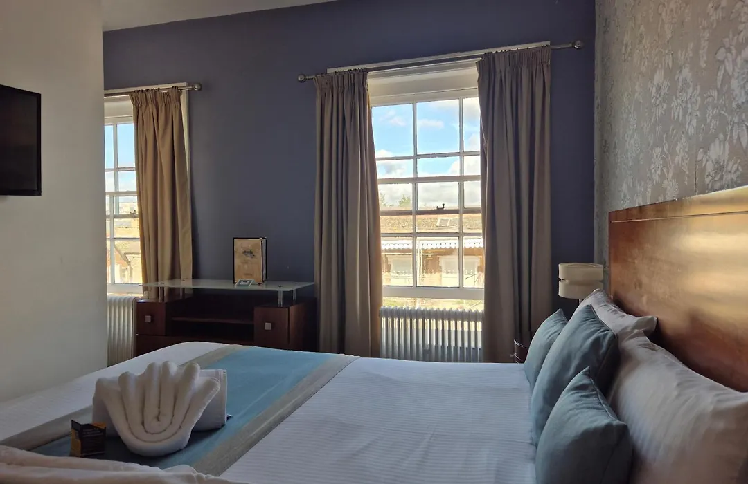 The Great Western Hotel-1