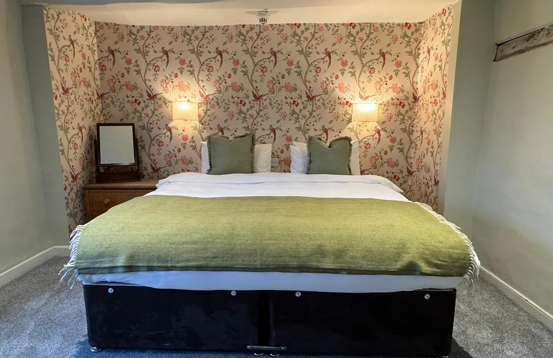 Neeld Arms-1