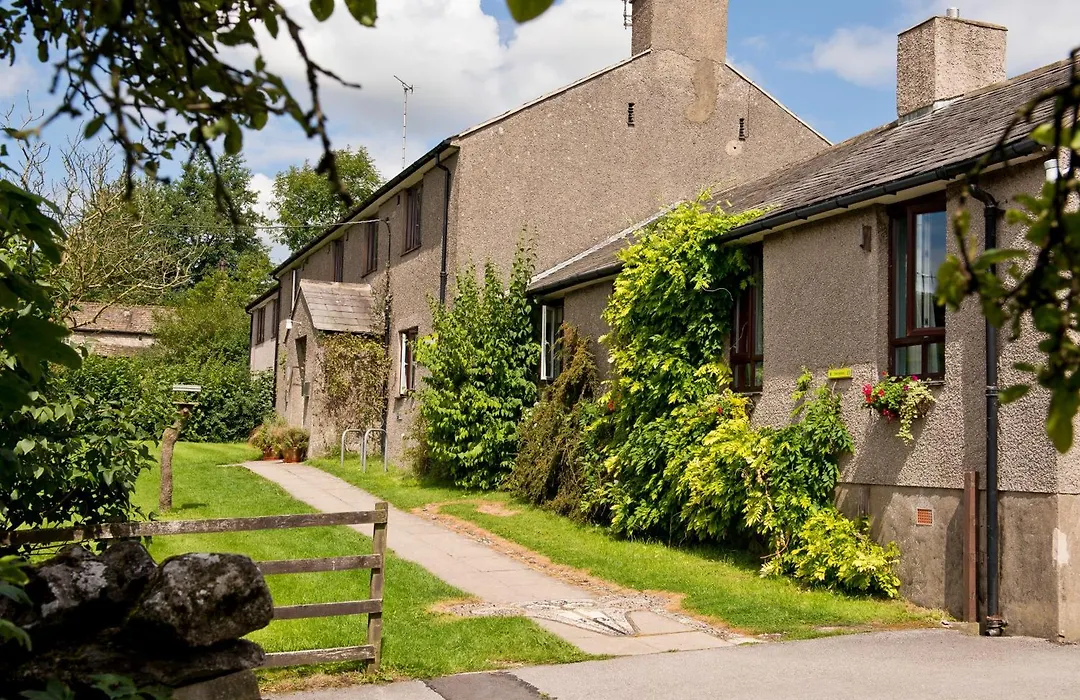 Yha Malham-1