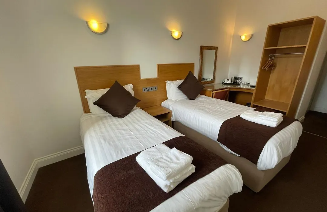 Four Saints Brig Y Don Hotel-1