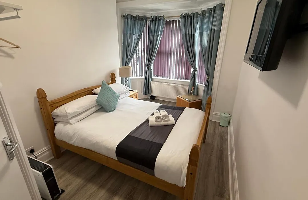 Hotel 119-1