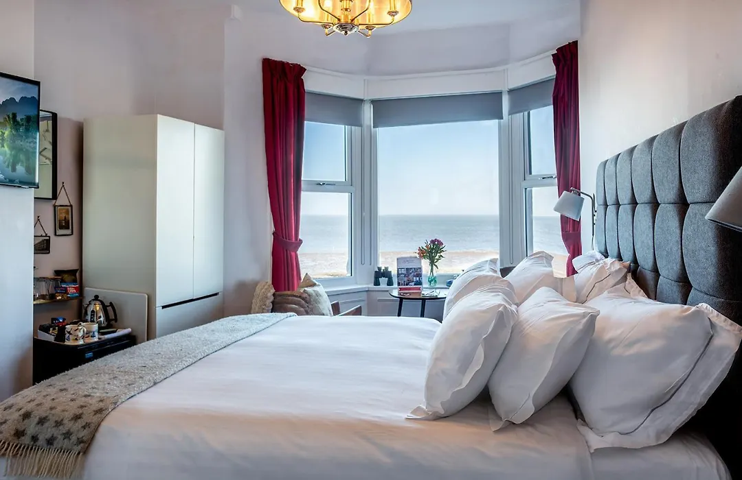 The Broadwater Guest House-1