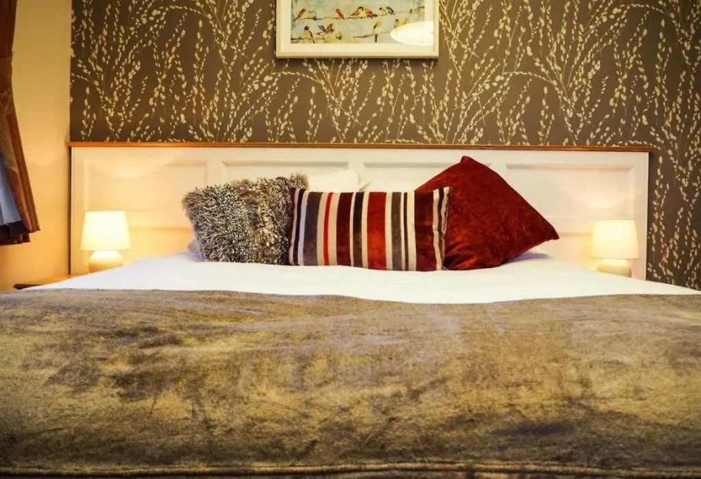 The Parkwood Hotel-1