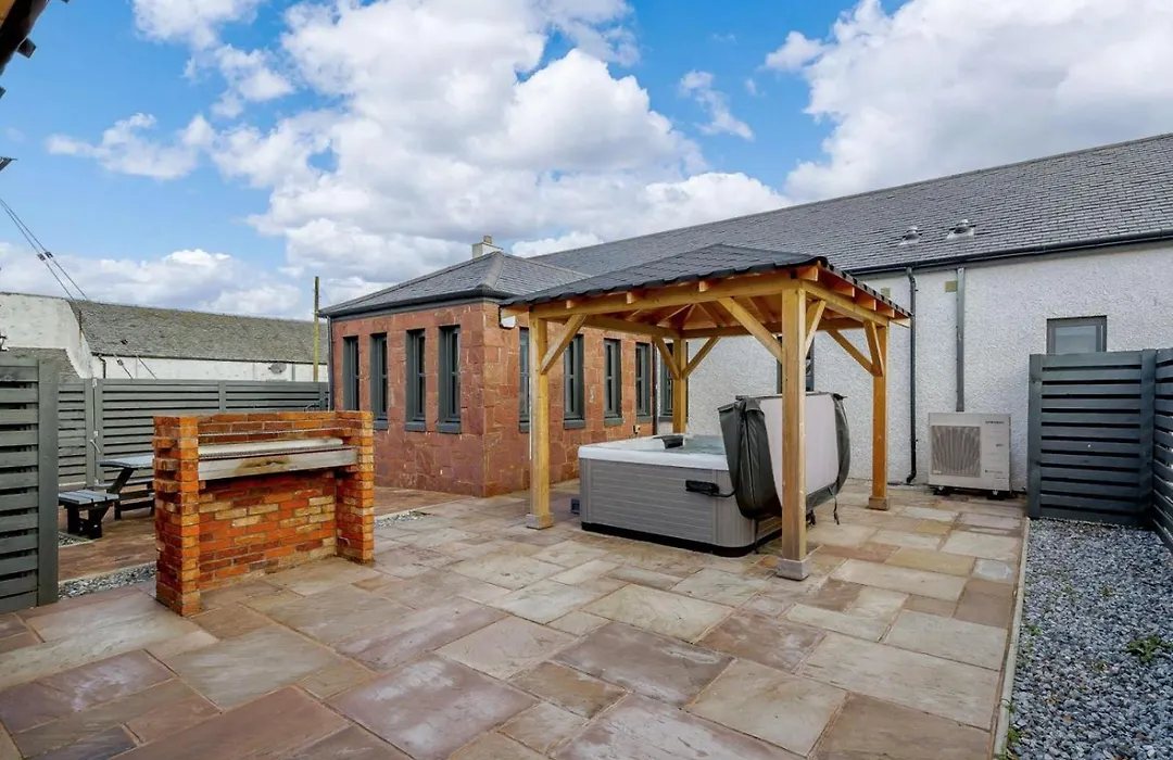 Westertonhill Lodges - Private Hot Tub Hire Available-1