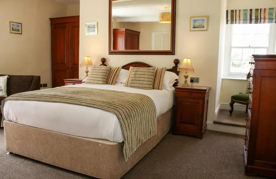 Rollestone Manor B&B And Restaurant-1