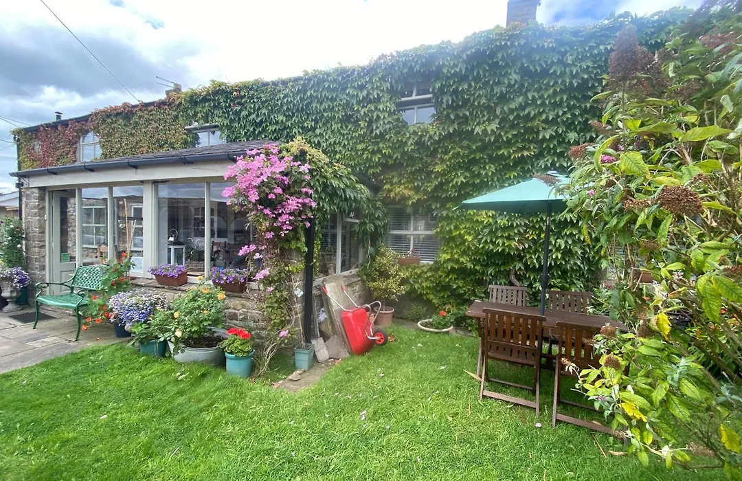 Chapel Cottage Clitheroe Road-1
