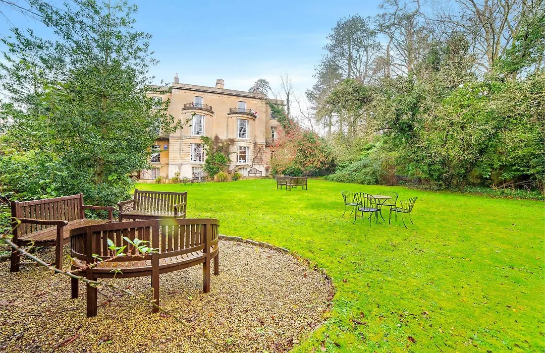 Oyo Bailbrook Lodge, Bath-1