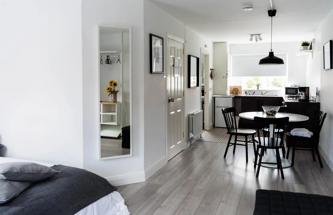 Amica Guesthouse-1