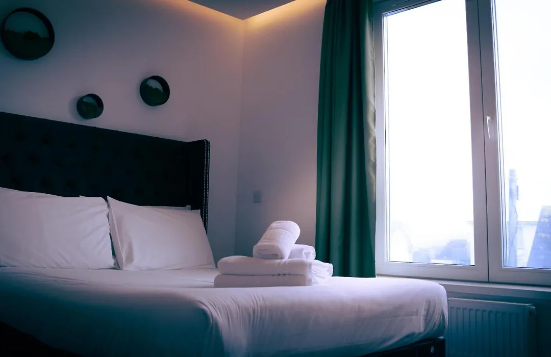 Oyo Newquay Beach Hotel-1