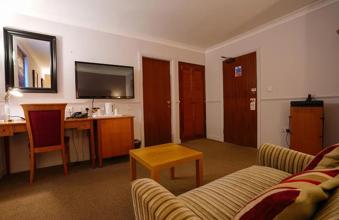 Gomersal Park Hotel & Bazaar Spa-1