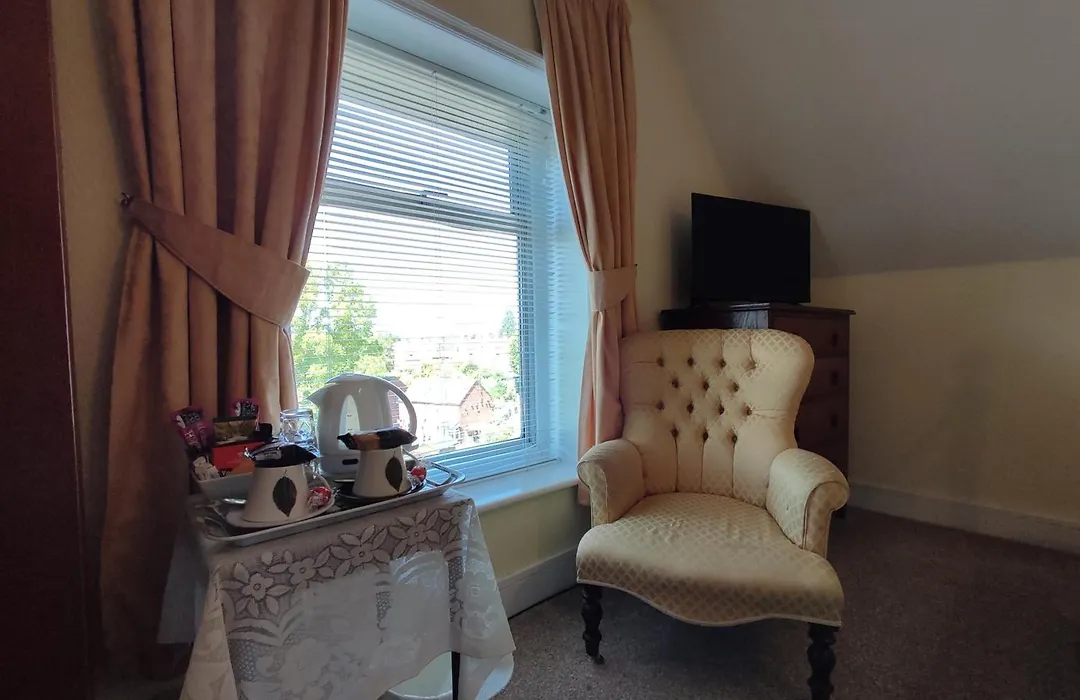 Anton Guest House Bed And Breakfast-1