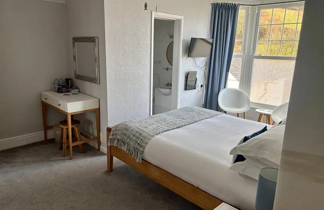 Channel Vista Guest House-1