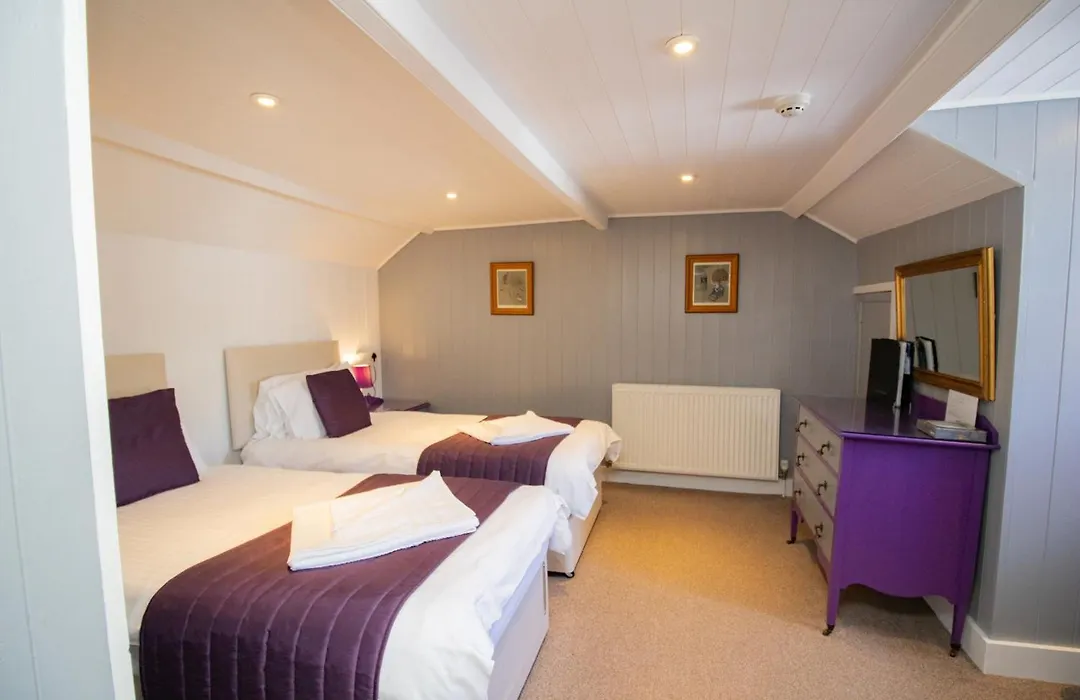 St Vincent Guest House-1