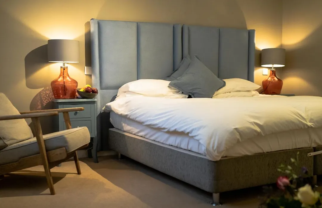Crouchers Hotel-1
