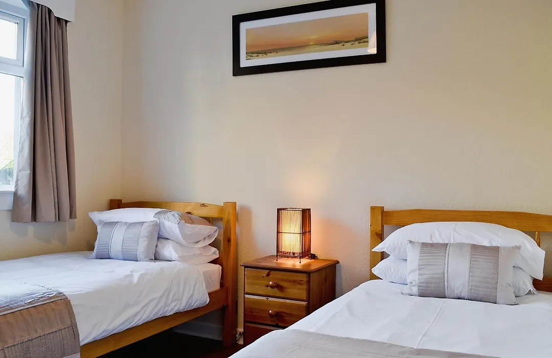 Garry Cottage-1
