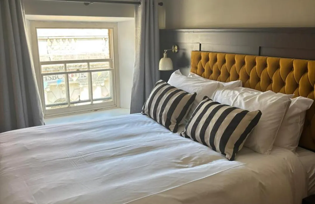 The Black Lion Hotel-1