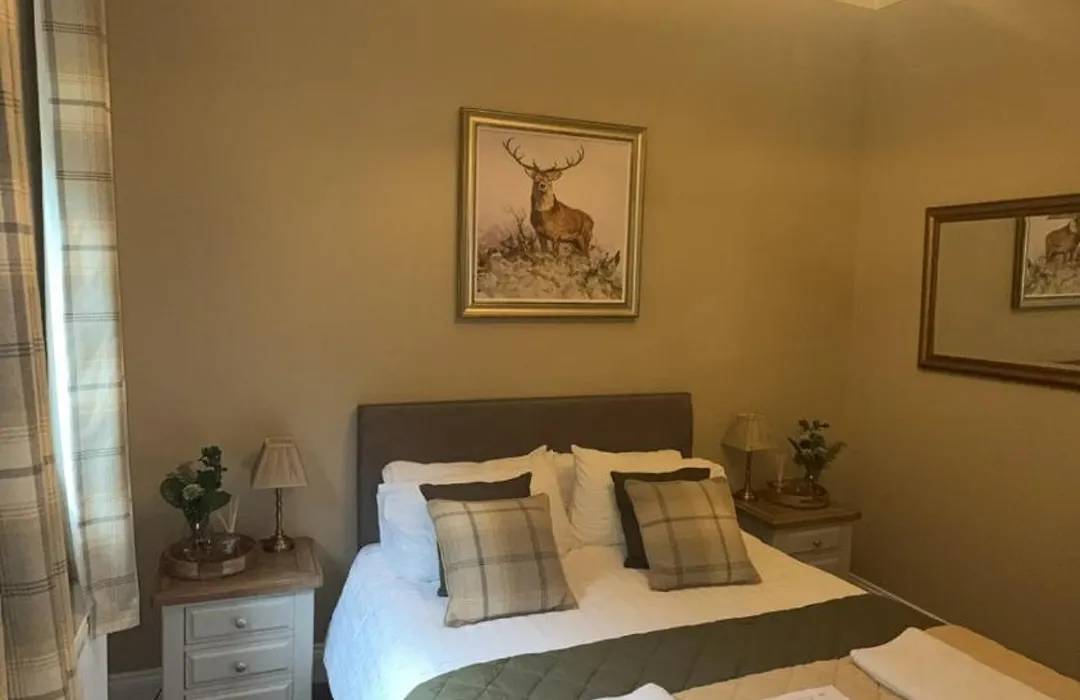 The Huntingdon-1