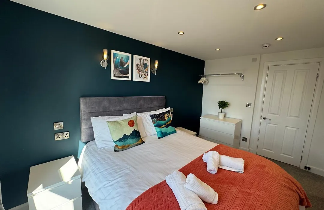 The Marlborough Sea View Holiday Apartments-1