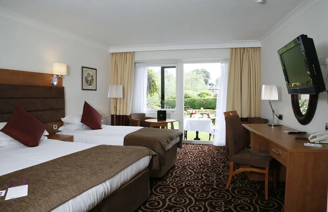 The Legacy Rose & Crown Hotel-1
