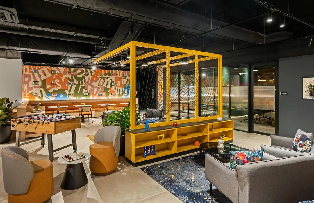 Moxy Belfast City-1