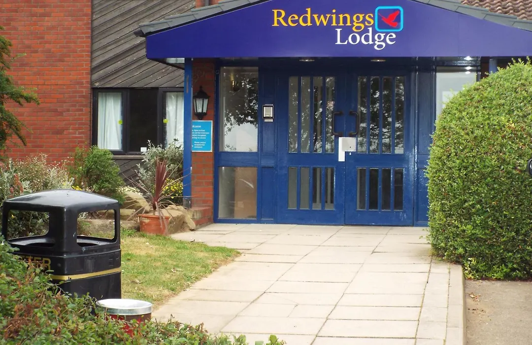 Redwings Lodge Rutland-1