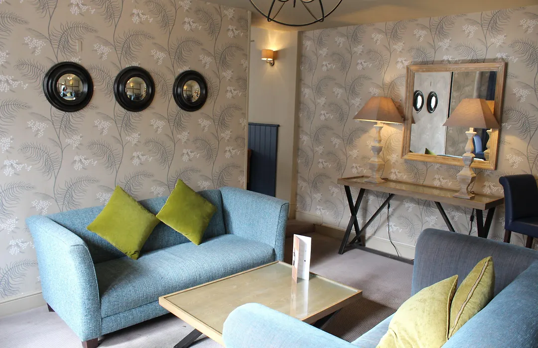 Red Lion Hotel-1