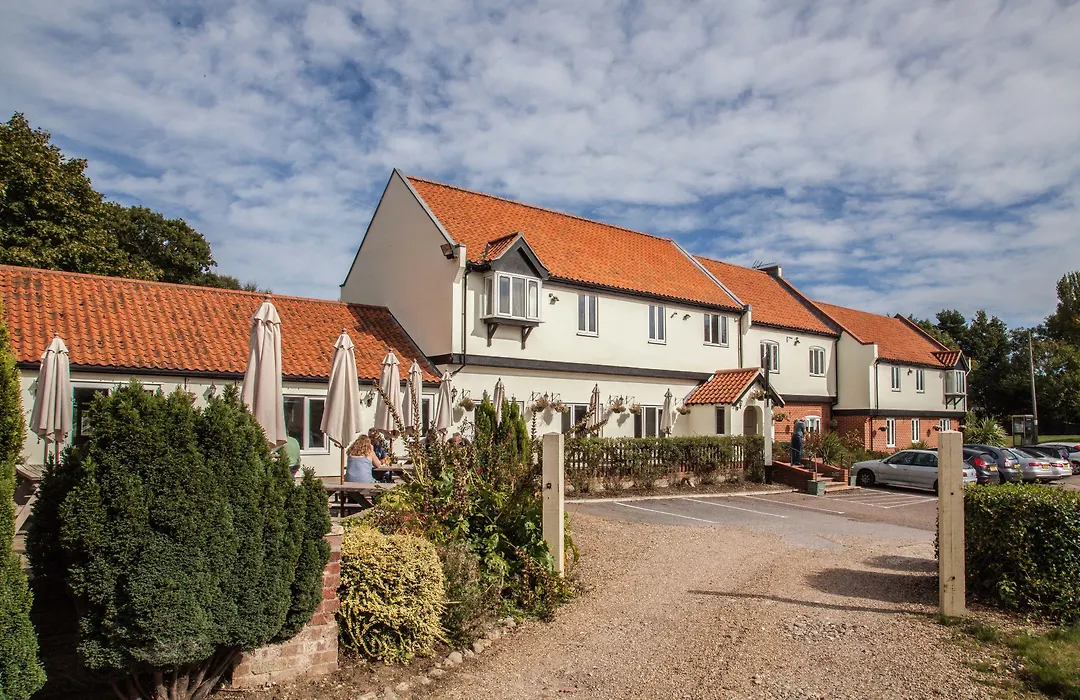 Wayford Bridge Inn Hotel-1