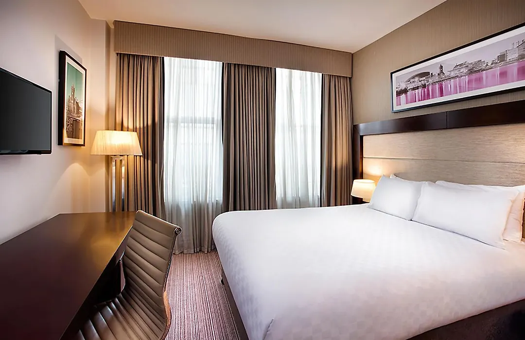 Leonardo Hotel Cardiff-1