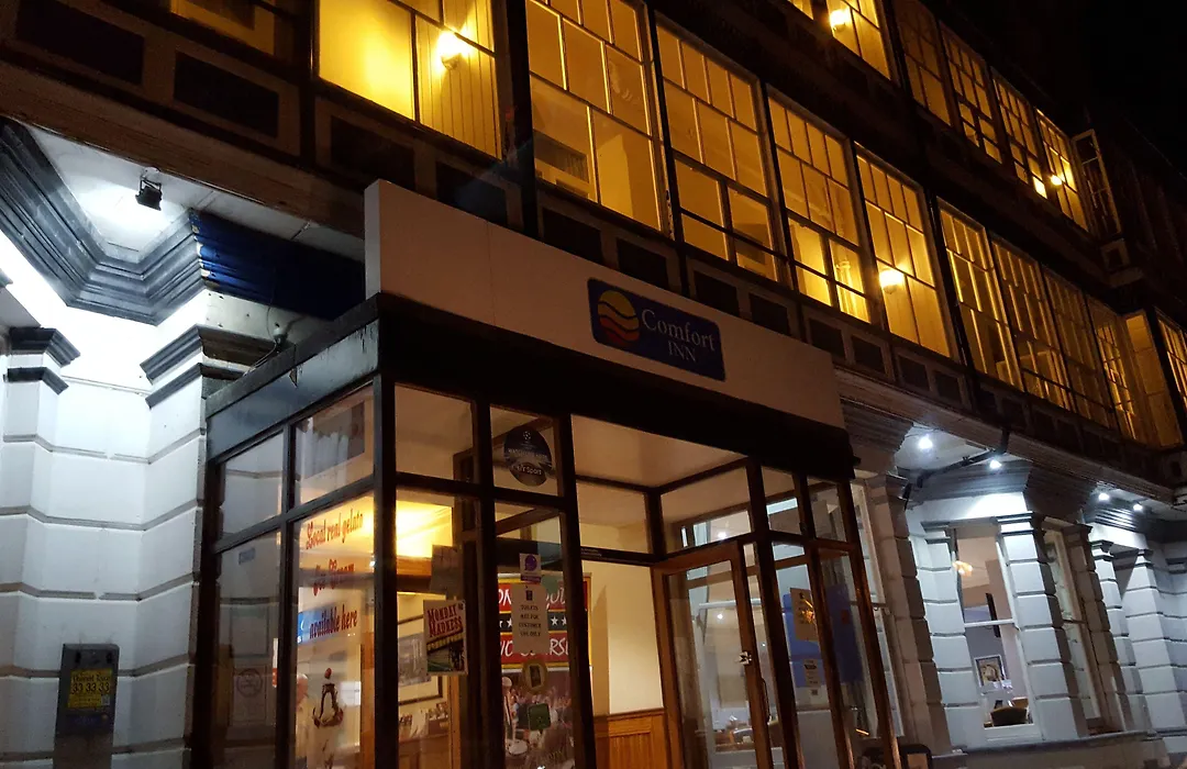 San Clu Hotel, Bar & Brasserie-1