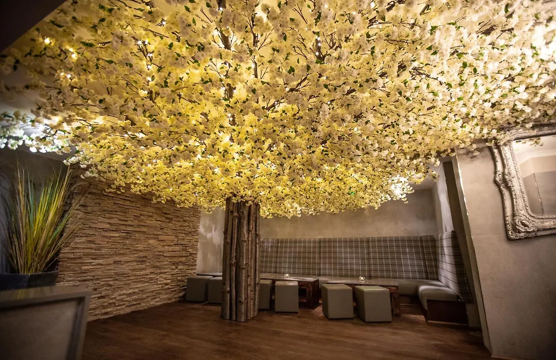 The Crown Hotel Bawtry-Doncaster-1