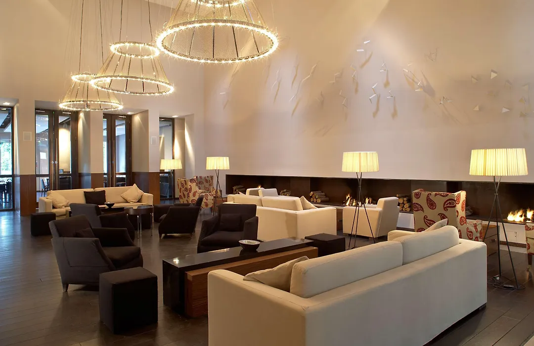 Park Plaza Cardiff-1