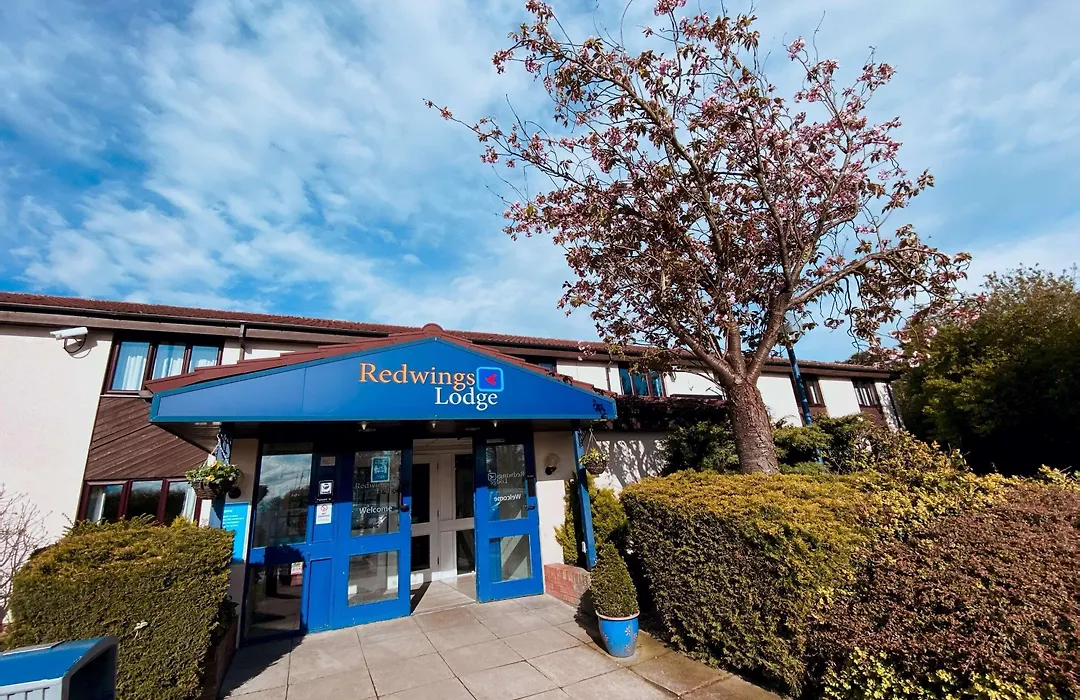 Redwings Lodge Sawtry Huntingdon-1