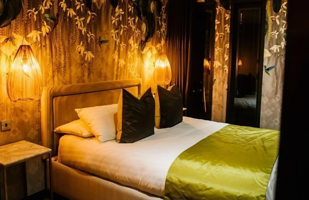 Bartle Hall Hotel-1