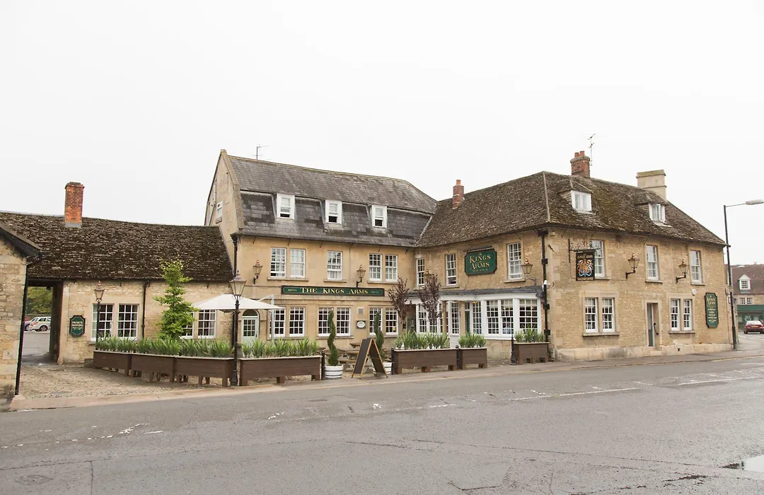 The Kings Arms Hotel-1
