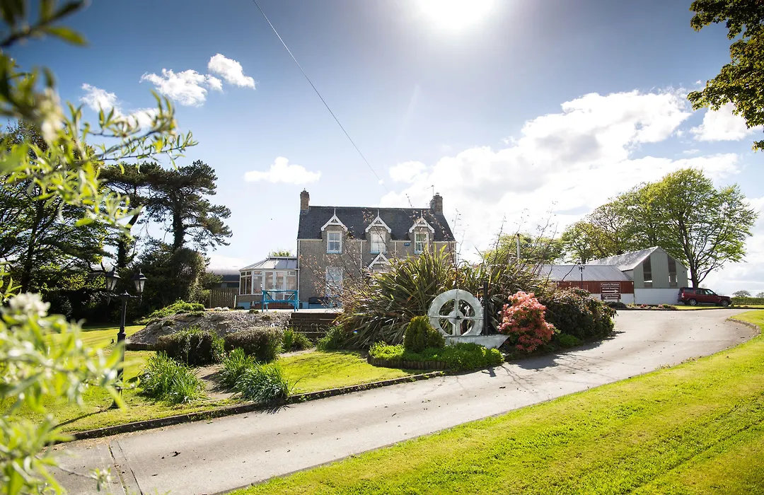 Groarty House/Manor-1