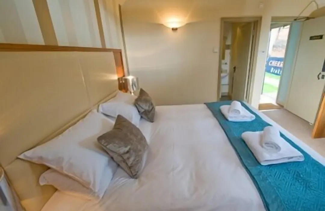 The Cherry Tree Inn-1