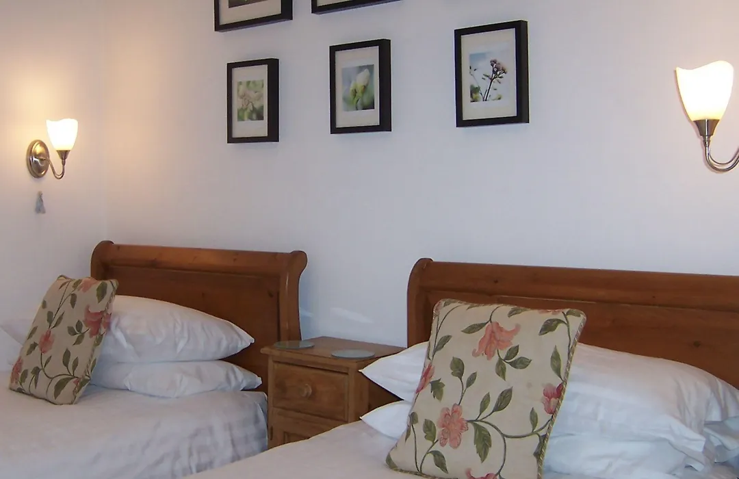 Caddon View Country Guest House-1